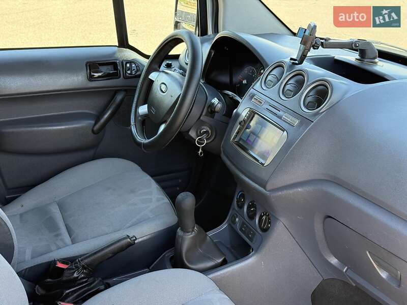 Вантажний фургон Ford Transit Connect 2011 в Миколаєві