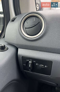 Мінівен Ford Transit Connect 2009 в 
