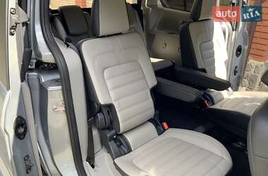 Минивэн Ford Transit Connect 2023 в 