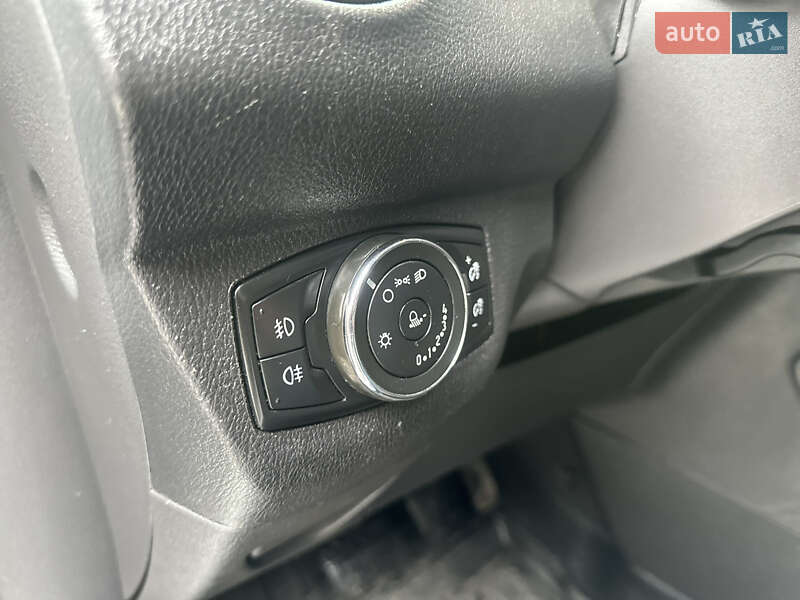 Грузовой фургон Ford Transit Connect 2014 в Киеве