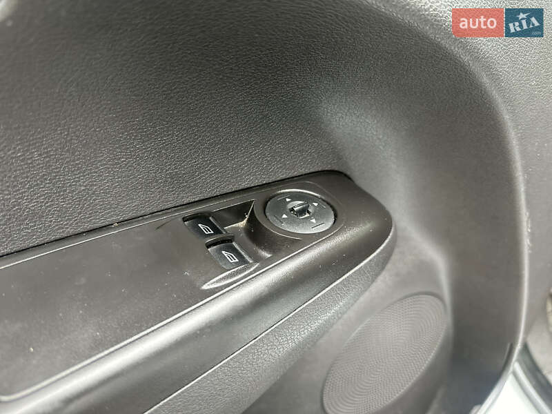 Грузовой фургон Ford Transit Connect 2014 в Киеве