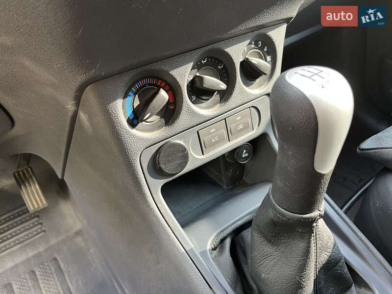 Другие грузовики Ford Transit Connect 2013 в Запорожье фото 10 Другие грузовики Ford Transit Connect 2013 в Запорожье