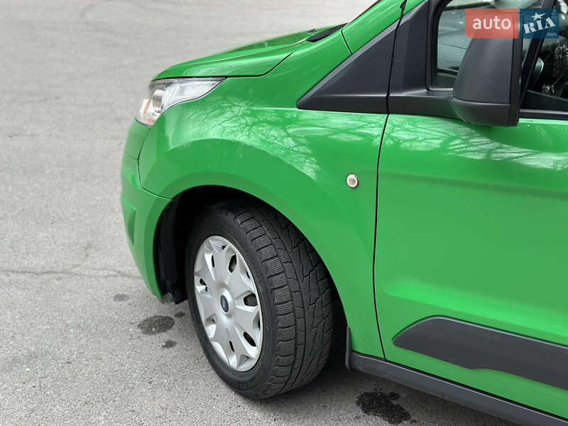 Вантажопасажирський фургон Ford Transit Connect 2015 в Хмільнику
