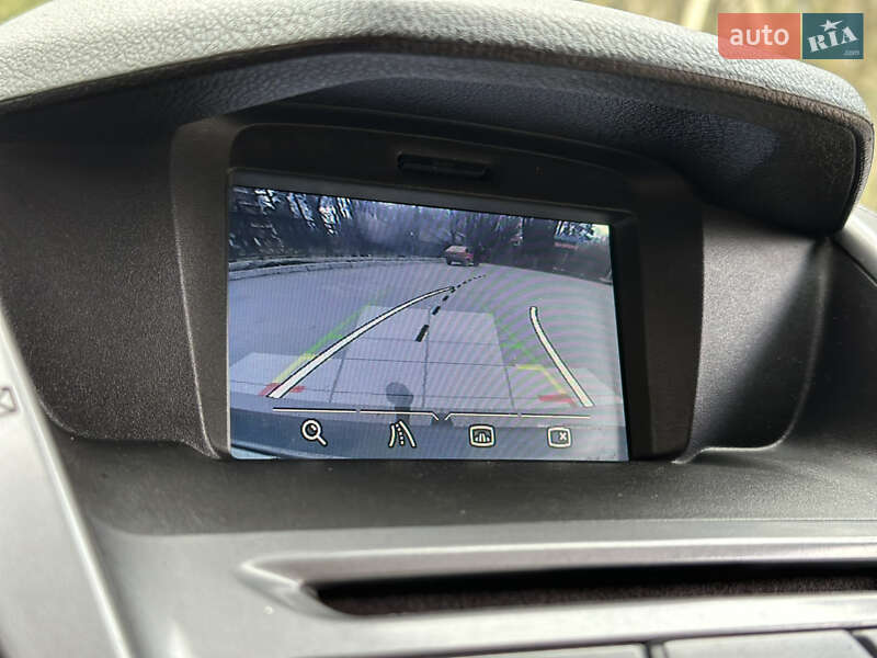 Вантажопасажирський фургон Ford Transit Connect 2015 в Хмільнику