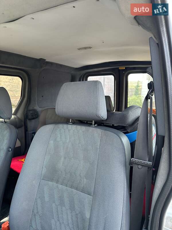 Минивэн Ford Transit Connect 2007 в Баре фото 11 Минивэн Ford Transit Connect 2007 в Баре