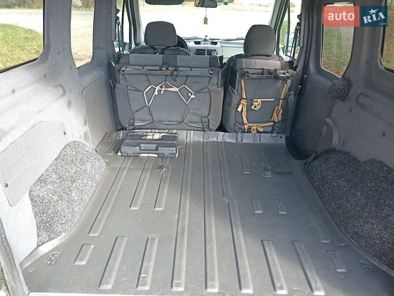 Минивэн Ford Transit Connect 2006 в Коростене