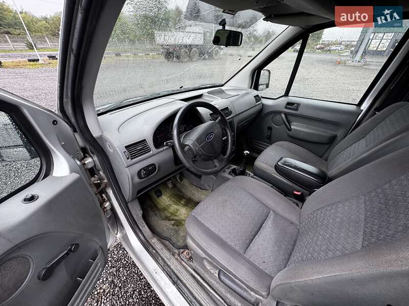 Минивэн Ford Transit Connect 2005 в Ужгороде