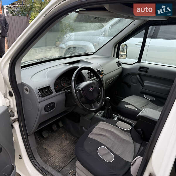 Минивэн Ford Transit Connect 2005 в Ананьеве