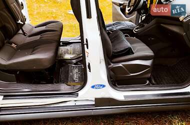 Мінівен Ford Transit Connect 2016 в 