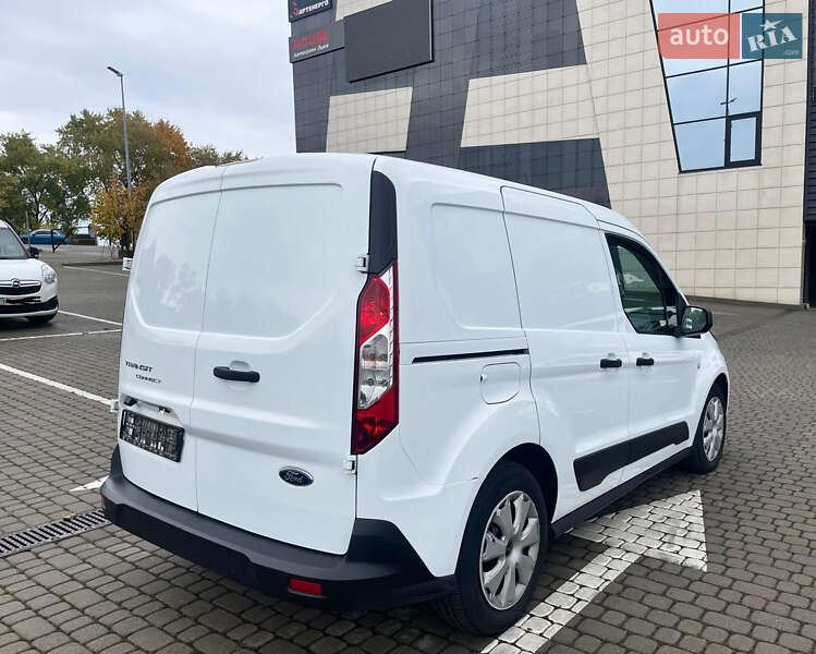 Грузовой фургон Ford Transit Connect 2019 в Львове