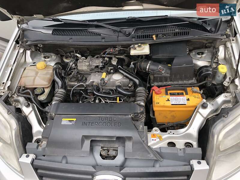 Вантажний фургон Ford Transit Connect 2012 в Липовці