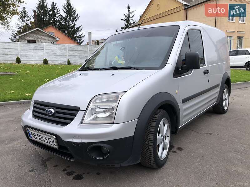 Вантажний фургон Ford Transit Connect 2012 в Липовці