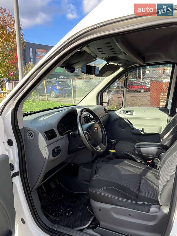 Минивэн Ford Transit Connect 2006 в Ивано-Франковске фото 13 Минивэн Ford Transit Connect 2006 в Ивано-Франковске