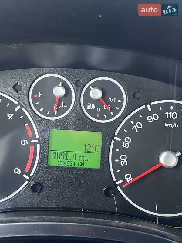 Вантажний фургон Ford Transit Connect 2012 в Богодухіву фото 14 Вантажний фургон Ford Transit Connect 2012 в Богодухіву