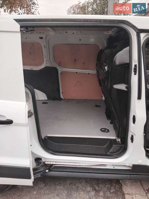 Вантажний фургон Ford Transit Connect 2014 в Тячеві
