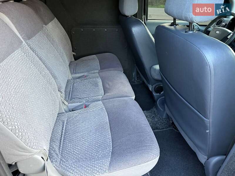 Грузопассажирский фургон Ford Transit Connect 2013 в Березовке фото 11 Грузопассажирский фургон Ford Transit Connect 2013 в Березовке