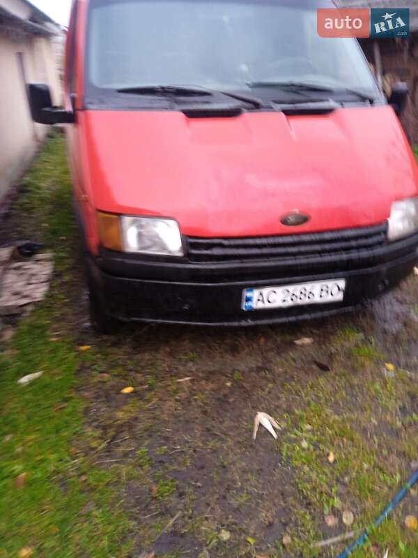 Мінівен Ford Transit Connect 2002 в Старій Вижівці