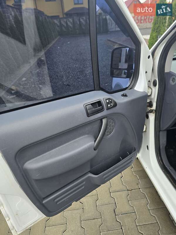 Мінівен Ford Transit Connect 2008 в Луцьку