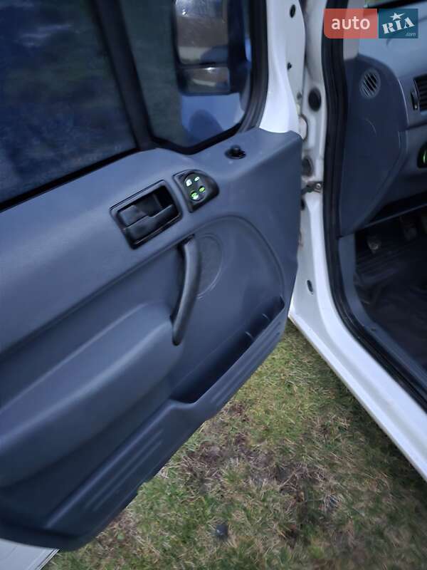 Мінівен Ford Transit Connect 2008 в Луцьку
