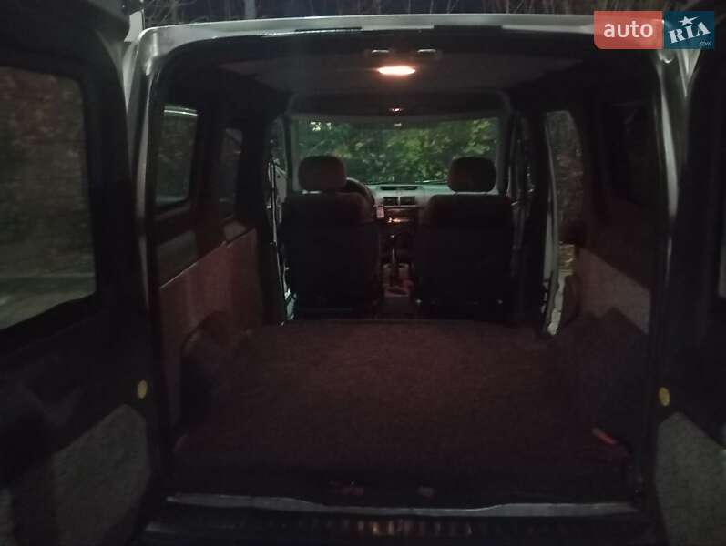 Минивэн Ford Transit Connect 2005 в Волочиске