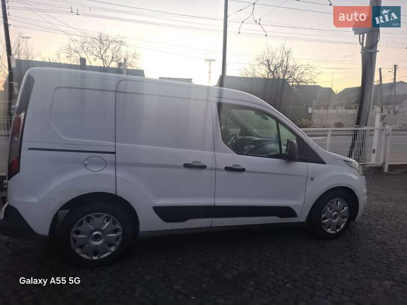 Грузовой фургон Ford Transit Connect 2015 в Житомире