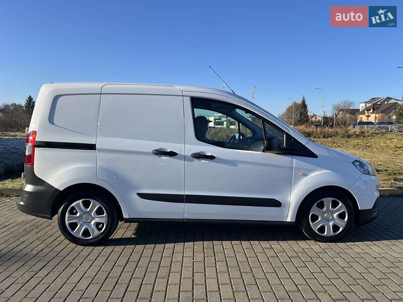 Грузовой фургон Ford Transit Connect 2020 в Львове