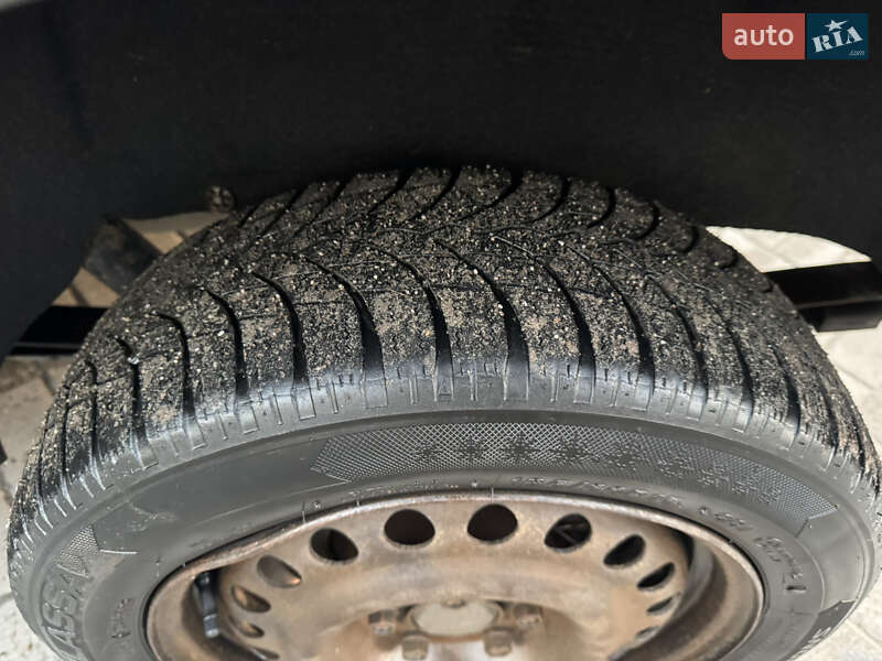 Інші вантажівки Ford Transit Connect 2011 в Дніпрі фото 33 Інші вантажівки Ford Transit Connect 2011 в Дніпрі