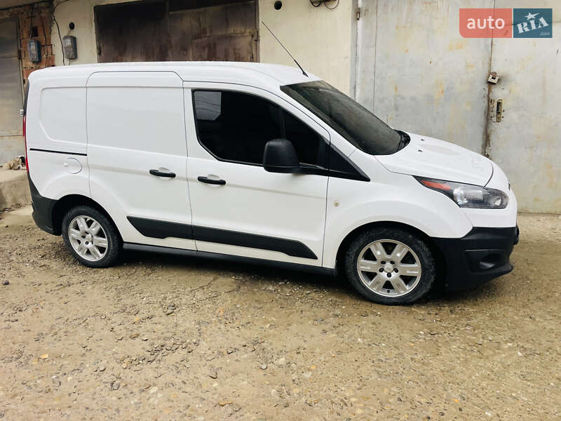 Грузовой фургон Ford Transit Connect 2016 в Черновцах