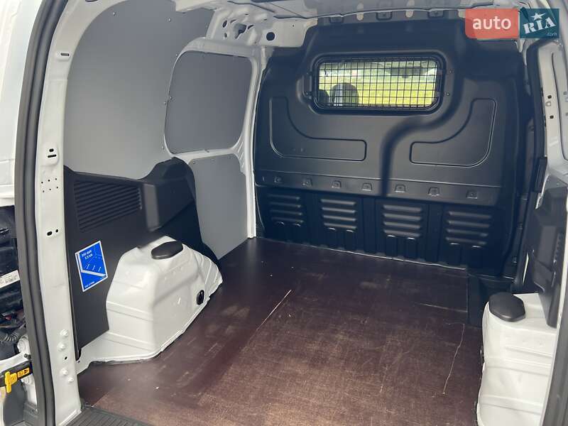 Вантажний фургон Ford Transit Connect 2021 в Львові