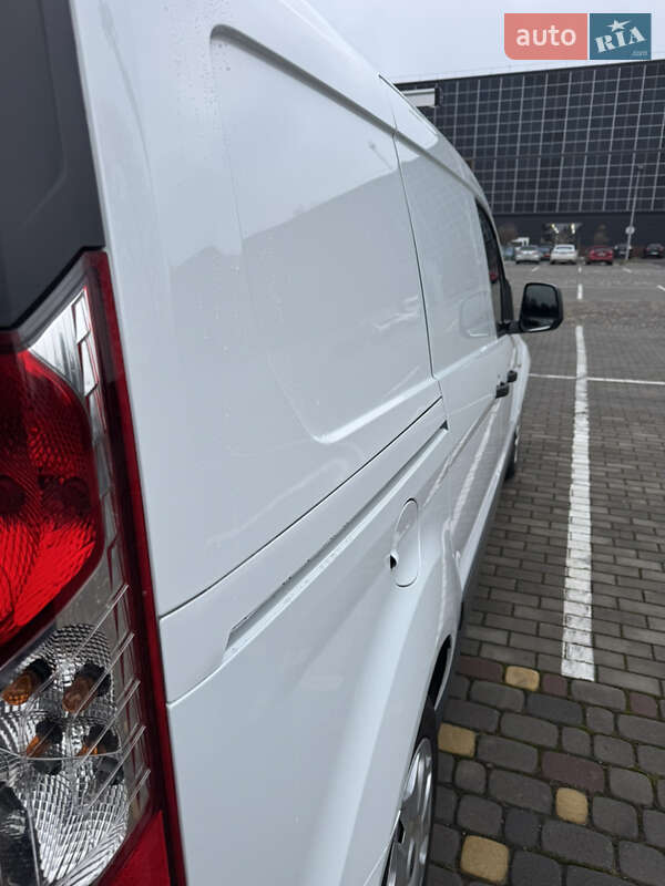 Вантажний фургон Ford Transit Connect 2018 в Луцьку