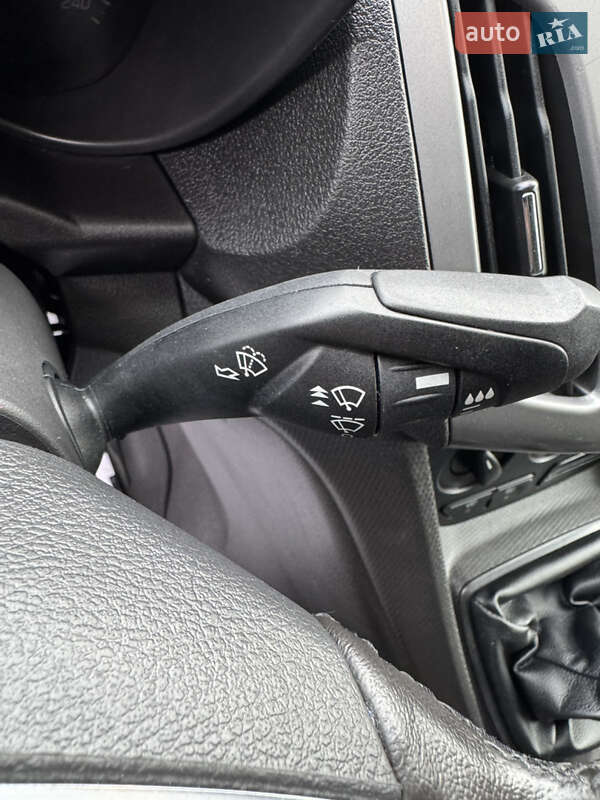 Вантажний фургон Ford Transit Connect 2018 в Луцьку