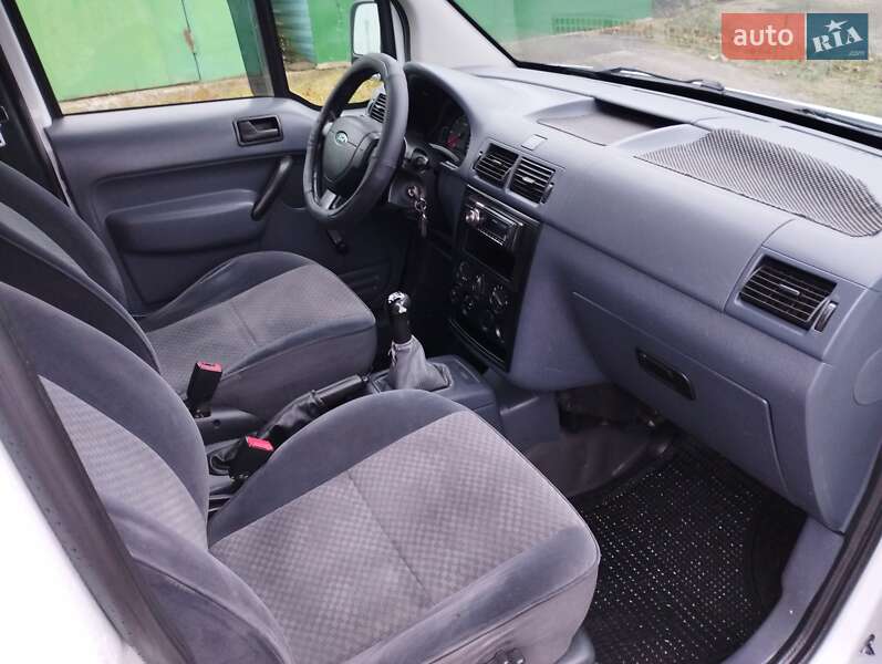 Минивэн Ford Transit Connect 2006 в Ровно