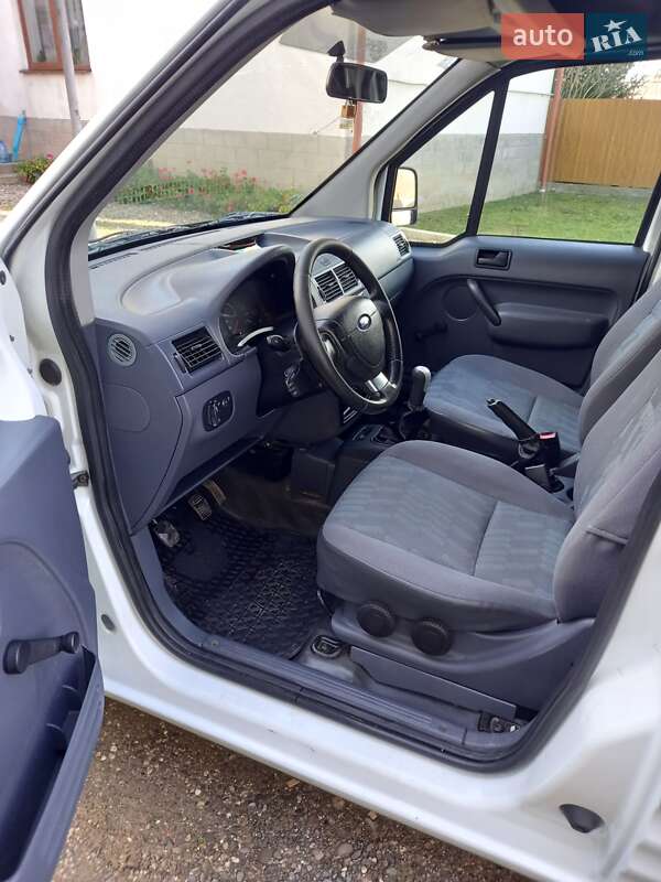 Грузовой фургон Ford Transit Connect 2007 в Виноградове фото 10 Грузовой фургон Ford Transit Connect 2007 в Виноградове