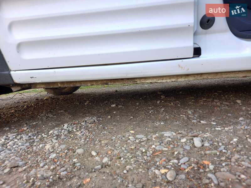 Грузовой фургон Ford Transit Connect 2007 в Виноградове фото 19 Грузовой фургон Ford Transit Connect 2007 в Виноградове