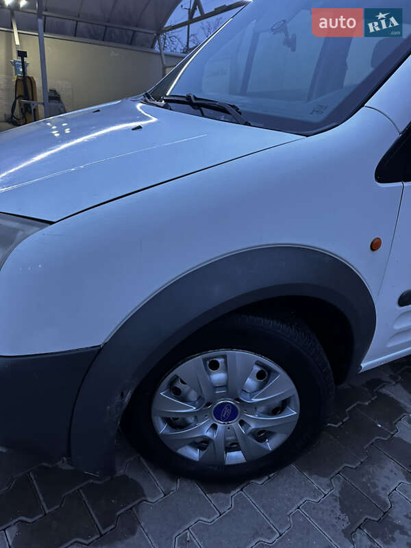 Минивэн Ford Transit Connect 2003 в Могилев-Подольске фото 2 Минивэн Ford Transit Connect 2003 в Могилев-Подольске