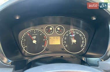 Вантажний фургон Ford Transit Connect 2011 в Херсоні