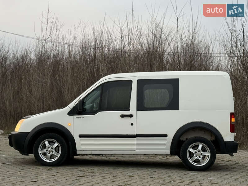 Минивэн Ford Transit Connect 2003 в Черновцах