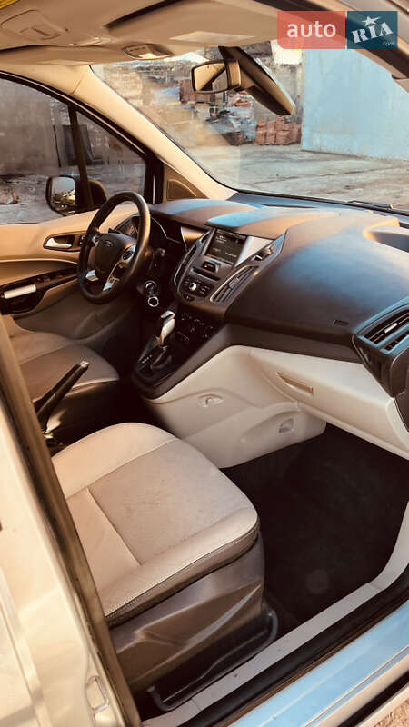 Мінівен Ford Transit Connect 2015 в Луцьку