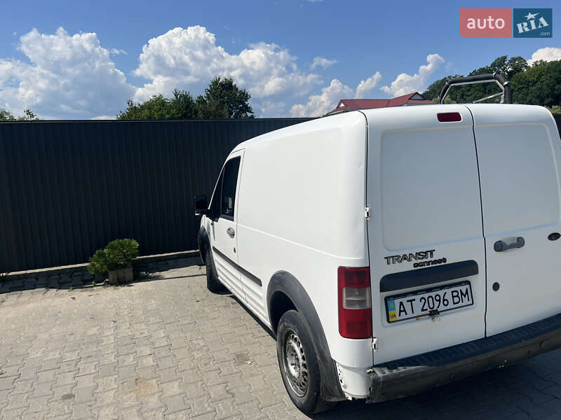 Микроавтобус грузовой (до 3,5т) Ford Transit Connect 2004 в Косове фото 4 Микроавтобус грузовой (до 3,5т) Ford Transit Connect 2004 в Косове