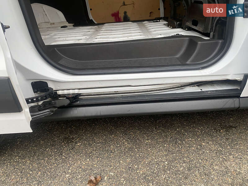 Грузовой фургон Ford Transit Connect 2015 в Борисполе фото 11 Грузовой фургон Ford Transit Connect 2015 в Борисполе