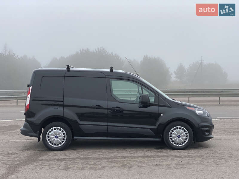 Грузовой фургон Ford Transit Connect 2017 в Радивилове