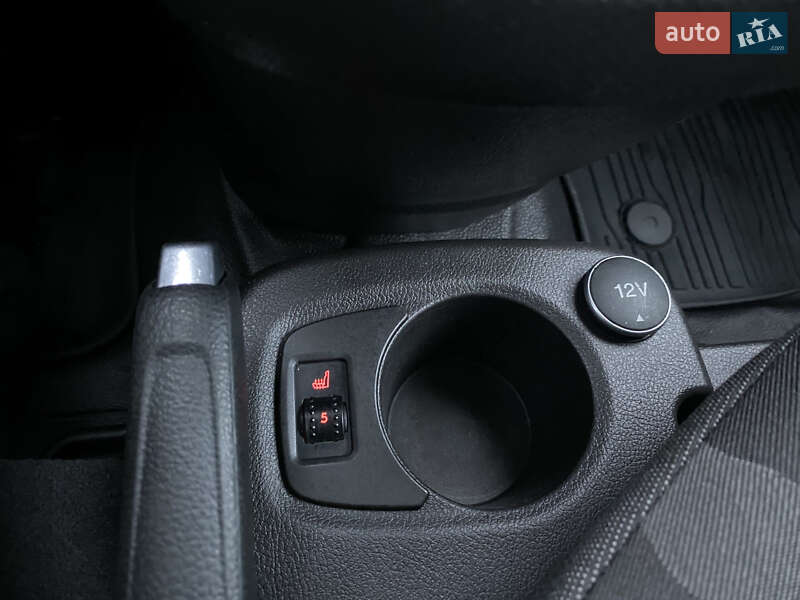 Грузовой фургон Ford Transit Connect 2017 в Радивилове