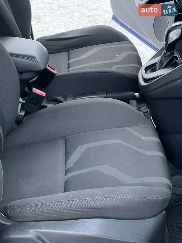 Мінівен Ford Transit Connect 2017 в Житомирі