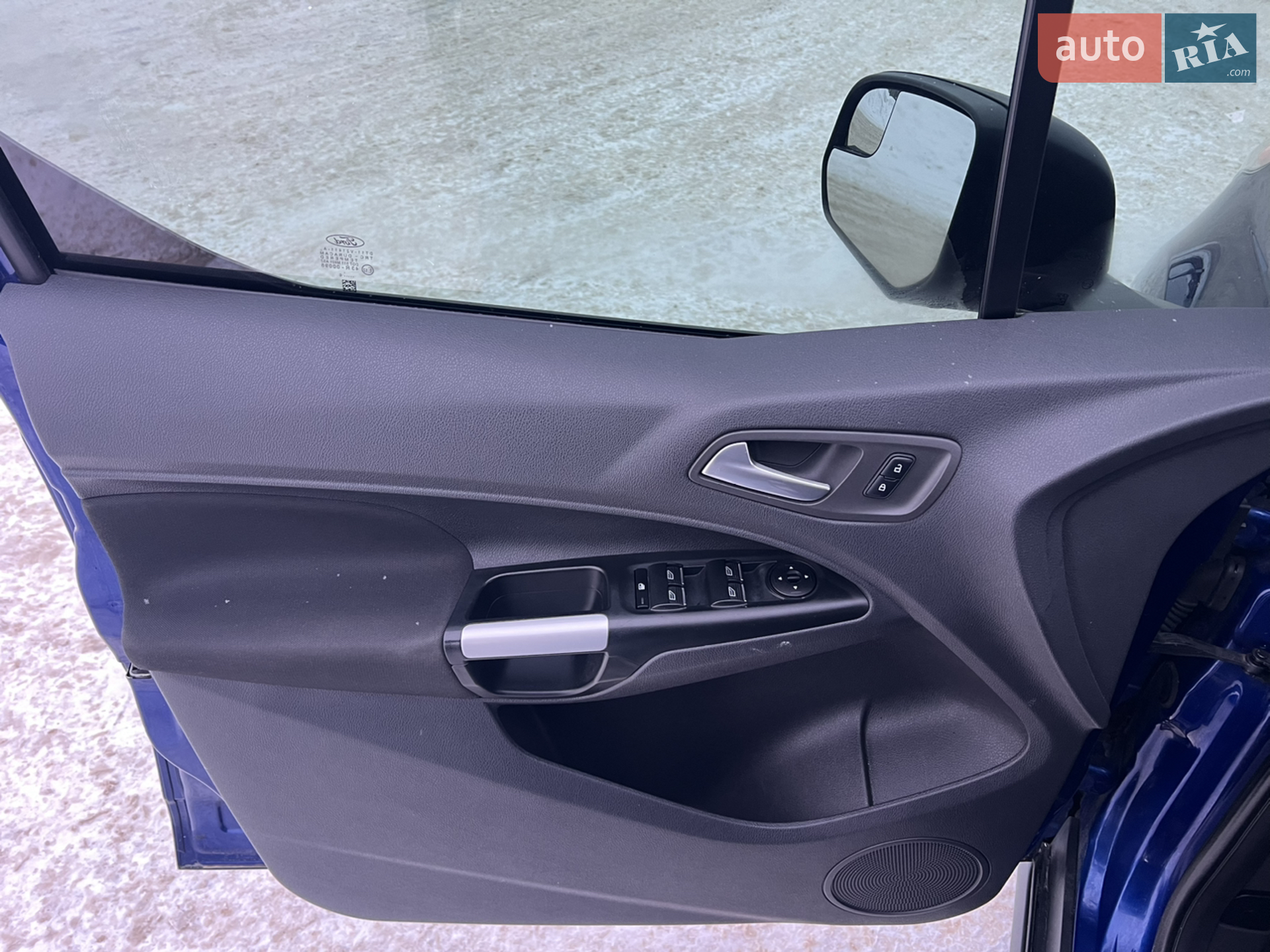 2017 Ford Transit Connect - мініатюра 34