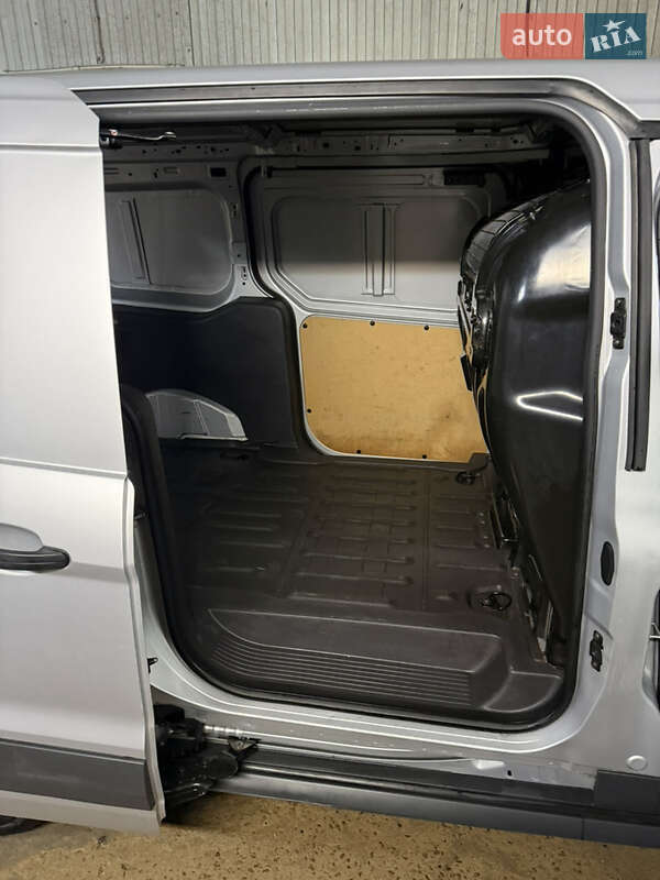 Грузовой фургон Ford Transit Connect 2016 в Житомире