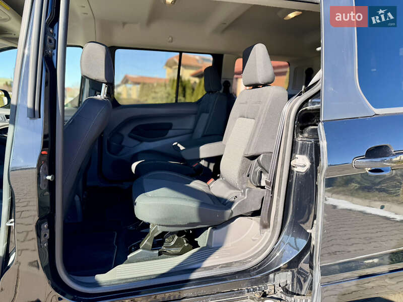 Минивэн Ford Transit Connect 2018 в Одессе