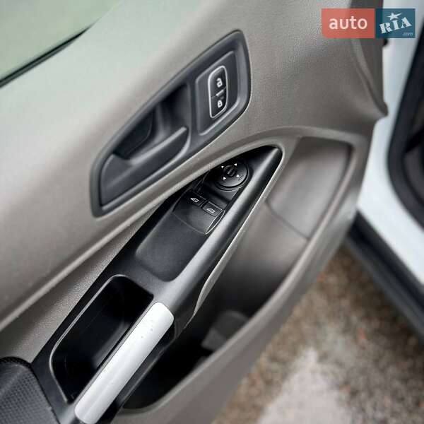 Грузовой фургон Ford Transit Connect 2019 в Киеве фото 17 Грузовой фургон Ford Transit Connect 2019 в Киеве