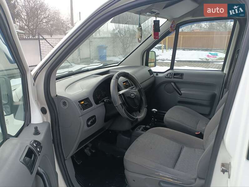Грузопассажирский фургон Ford Transit Connect 2004 в Снятине фото 12 Грузопассажирский фургон Ford Transit Connect 2004 в Снятине