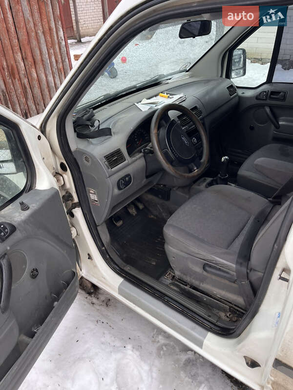 Вантажний фургон Ford Transit Connect 2004 в Кореці фото 9 Вантажний фургон Ford Transit Connect 2004 в Кореці