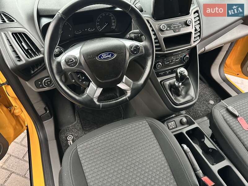 Грузовой фургон Ford Transit Connect 2021 в Львове